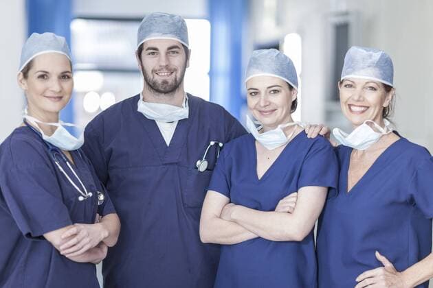 Model Released: Ärzte im Krankenhaus Doctors in hospital model released Symbolfoto property released  ZEF007306