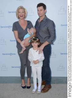 21 November - Beverly Hills, Ca - Ashley Scott, Ilya Vue Hart, Ada Hart, Steve Hart. Arrivals for the Petit Maison Chic And Operation Smile Kids Charity Fashion Show held at a private residence. Photo Credit: BirdiexThompson AdMedia  BirdiexThompson AdMedia