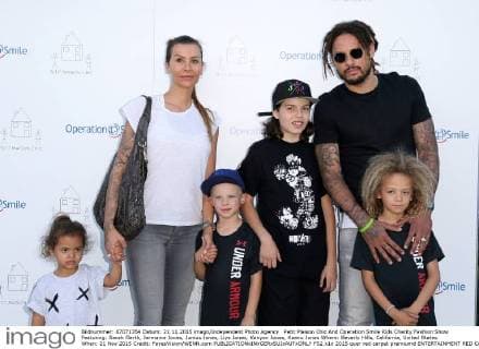 Petit Maison Chic And Operation Smile Kids Charity Fashion Show Featuring: Sarah Gerth, Jermaine Jones, Junius Jones, Liya Jones, Kenyon Jones, Keanu Jones Where: Beverly Hills, California, United States When: 21 Nov 2015 Credit: FayesVision WENN.com  FS2