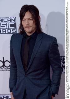 Actor Norman Reedus arrives for the 43rd annual American Music Awards held at Microsoft Theater in Los Angeles on November 22, 2015.  LAP20151122168 JIMxRUYMEN