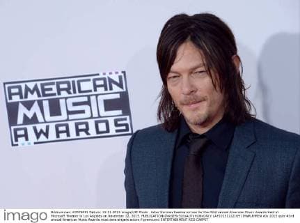 Actor Norman Reedus arrives for the 43rd annual American Music Awards held at Microsoft Theater in Los Angeles on November 22, 2015.  LAP20151122169 JIMxRUYMEN