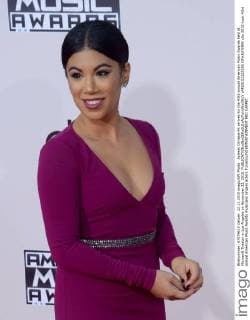 Actress Chrissie Fit arrives for the 43rd annual American Music Awards held at Microsoft Theater in Los Angeles on November 22, 2015.  LAP20151122298 JIMxRUYMEN