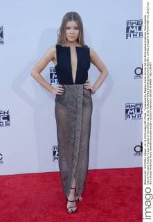 TV personality Meghan Rienks arrives for the 43rd annual American Music Awards held at Microsoft Theater in Los Angeles on November 22, 2015.  LAP20151122345 JIMxRUYMEN