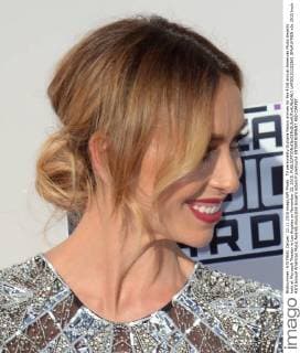 TV personality Guiliana Rancic arrives for the 43rd annual American Music Awards held at Microsoft Theater in Los Angeles on November 22, 2015.  LAP20151122365 JIMxRUYMEN