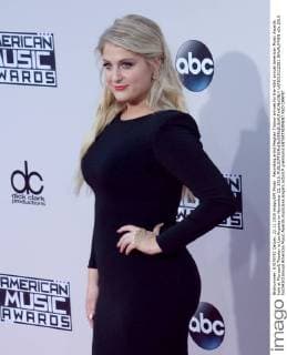 Recording artist Meghan Trainor arrives for the 43rd annual American Music Awards held at Microsoft Theater in Los Angeles on November 22, 2015.  LAP2015112281 JIMxRUYMEN