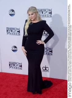 Recording artist Meghan Trainor arrives for the 43rd annual American Music Awards held at Microsoft Theater in Los Angeles on November 22, 2015.  LAP2015112282 JIMxRUYMEN