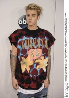 Justin Bieber AMERICAN MUSIC AWARDS: ARRIVALS Los Angeles  Patrick Rideaux PicturePerfect