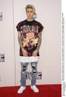 Justin Bieber AMERICAN MUSIC AWARDS: ARRIVALS Los Angeles  Patrick Rideaux PicturePerfect
