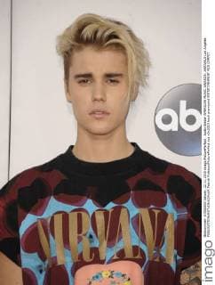Justin Bieber AMERICAN MUSIC AWARDS: ARRIVALS Los Angeles  Patrick Rideaux PicturePerfect