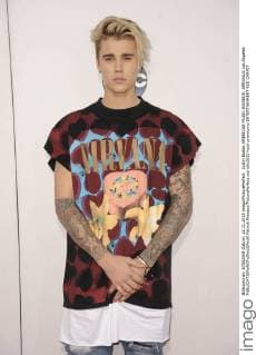 Justin Bieber AMERICAN MUSIC AWARDS: ARRIVALS Los Angeles  Patrick Rideaux PicturePerfect