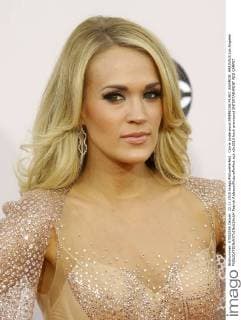 Carrie Underwood AMERICAN MUSIC AWARDS: ARRIVALS Los Angeles  Patrick Rideaux PicturePerfect