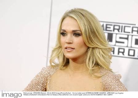 Carrie Underwood AMERICAN MUSIC AWARDS: ARRIVALS Los Angeles  Patrick Rideaux PicturePerfect