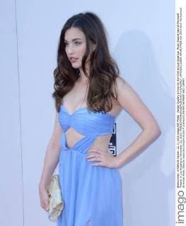 Rainey Qualley arrives for the 43rd annual American Music Awards held at Microsoft Theater in Los Angeles on November 22, 2015.  LAP20151122552 JIMxRUYMEN