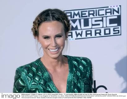 TV personality Keltie Knight arrives for the 43rd annual American Music Awards held at Microsoft Theater in Los Angeles on November 22, 2015.  LAP20151122547 JIMxRUYMEN