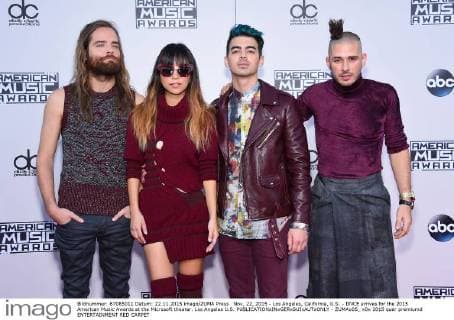 Nov. 22, 2015 - Los Angeles, California, U.S. - DNCE arrives for the 2015 American Music Awards at the Microsoft theater. Los Angeles U.S. - ZUMAo05_