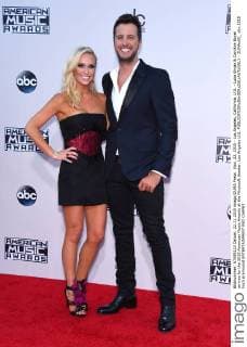 Nov. 22, 2015 - Los Angeles, California, U.S. - Luke Bryan & Caroline Boyer arrives for the 2015 American Music Awards at the Microsoft theater. Los Angeles U.S. - ZUMAo05_