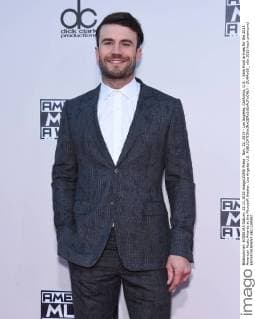 Nov. 22, 2015 - Los Angeles, California, U.S. - Sam Hunt arrives for the 2015 American Music Awards at the Microsoft theater. Los Angeles U.S. - ZUMAo05_