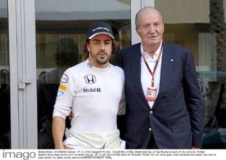Grand Prix of Abu Dhabi test day at Yas Marina circuit. In this picture, former Spain s King Juan Carlos and Fernando Alonso. GP F1 DE ABU DHABI 2015 RV RACING PRESS