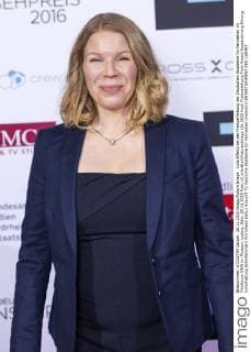 Julia Effertz bei der Preisverleihung der Deutschen Akademie für Fernsehen im Filmforum NRW im Museum Ludwig. Köln, 28.11.2015 Foto:xC.xHardtx xFuturexImage
