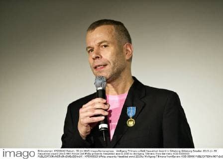 Wolfgang Tillmans erhält Hasseblad Award in Göteborg Göteborg Sweden 2015-11-30 Hasselblad award 2015 HRH Prince Carl Philip presents Hasseblad award 2015 to Wolfgang Tillmans from Germany KOD 0300003  - KP0300003