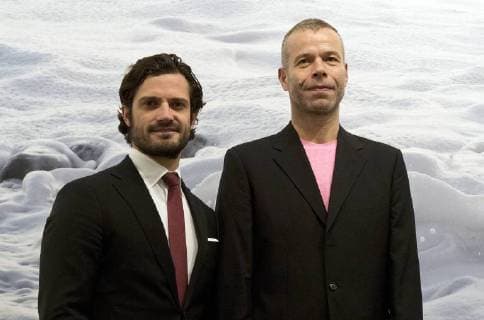 Wolfgang Tillmans erhält Hasseblad Award in Göteborg Göteborg Sweden 2015-11-30 Hasselblad award 2015 HRH Prince Carl Philip presents Hasseblad award 2015 to Wolfgang Tillmans from Germany KOD 0300003  - KP0300003
