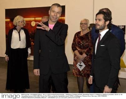 Wolfgang Tillmans erhält Hasseblad Award in Göteborg Göteborg Sweden 2015-11-30 Hasselblad award 2015 HRH Prince Carl Philip presents Hasseblad award 2015 to Wolfgang Tillmans from Germany KOD 0300003  - KP0300003