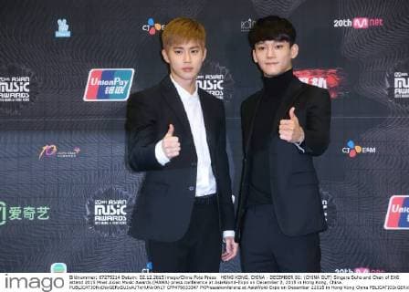 HONG KONG, CHINA - DECEMBER 02: (CHINA OUT) Singers Suho and Chen of EXO attend 2015 Mnet Asian Music Awards (MAMA) press conference at AsiaWorld-Expo on December 2, 2015 in Hong Kong, China.  CFP476633347