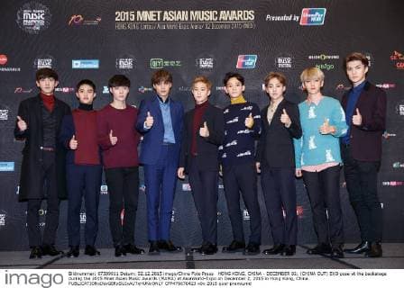 HONG KONG, CHINA - DECEMBER 02: (CHINA OUT) EXO pose at the backstage during the 2015 Mnet Asian Music Awards (MAMA) at AsiaWorld-Expo on December 2, 2015 in Hong Kong, China.  CFP476670423
