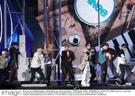 HONG KONG, CHINA - DECEMBER 02: (CHINA OUT) SHINee perform on the stage during the 2015 Mnet Asian Music Awards (MAMA) at AsiaWorld-Expo on December 2, 2015 in Hong Kong, China.  CFP476670861