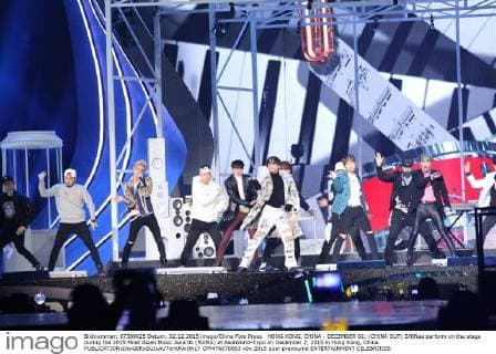 HONG KONG, CHINA - DECEMBER 02: (CHINA OUT) SHINee perform on the stage during the 2015 Mnet Asian Music Awards (MAMA) at AsiaWorld-Expo on December 2, 2015 in Hong Kong, China.  CFP476670863