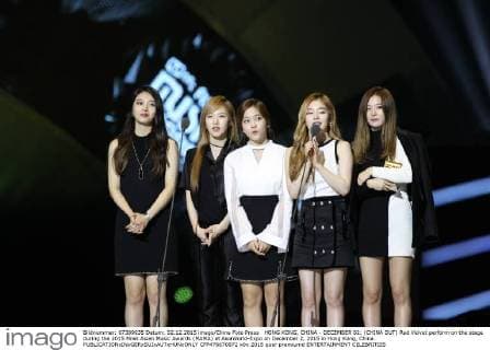 HONG KONG, CHINA - DECEMBER 02: (CHINA OUT) Red Velvet perform on the stage during the 2015 Mnet Asian Music Awards (MAMA) at AsiaWorld-Expo on December 2, 2015 in Hong Kong, China.  CFP476670872