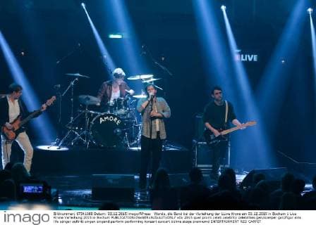 Wanda, die Band bei der Verleihung der 1Live Krone am 03.12.2015 in Bochum 1 Live Krone Verleihung 2015 in Bochum 
