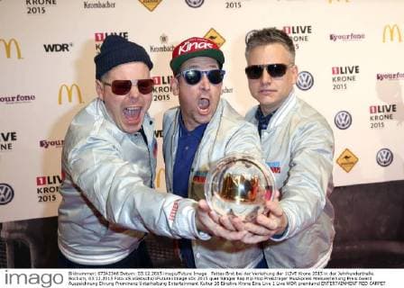 Fettes Brot bei der Verleihung der 1LIVE Krone 2015 in der Jahrhunderthalle. Bochum, 03.12.2015 Foto:xS.xGabschx xFuturexImage