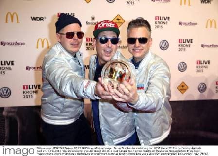 Fettes Brot bei der Verleihung der 1LIVE Krone 2015 in der Jahrhunderthalle. Bochum, 03.12.2015 Foto:xS.xGabschx xFuturexImage