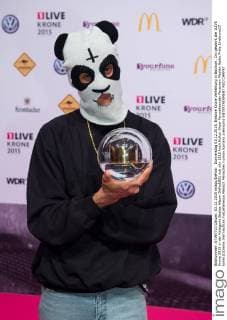 Donnerstag 03.12.2015, Einslive Krone Verleihung in Bochum, Cro gewinnt die 1LIVE Krone 2015 in der Kategorie Bestes Album DeFodi001