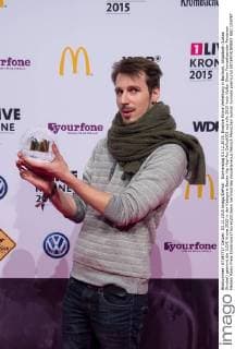 Donnerstag 03.12.2015, Einslive Krone Verleihung in Bochum, Alligatoah (Lukas Strobel) gewinnt die 1LIVE Krone 2015 in der Kategorie Bester Hip Hop-Act DeFodi001