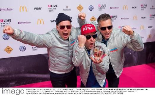 Donnerstag 03.12.2015, Einslive Krone Verleihung in Bochum, Fettes Brot gewinnen den Sonderpreis der 1LIVE Krone 2015 DeFodi001