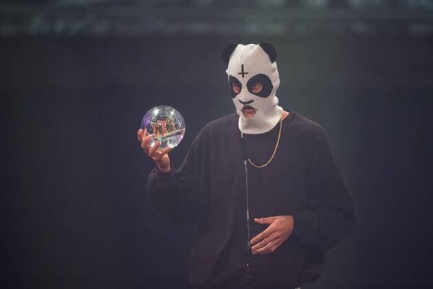 Donnerstag 03.12.2015, Einslive Krone Verleihung in Bochum, Cro gewinnt die 1LIVE Krone 2015 in der Kategorie Bestes Album DeFodi001