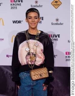 Donnerstag 03.12.2015, Einslive Krone Verleihung in Bochum, Alina Sueggeler von Frida Gold DeFodi001