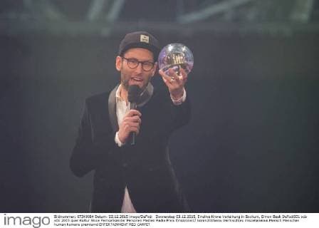 Donnerstag 03.12.2015, Einslive Krone Verleihung in Bochum, Simon Beek DeFodi001