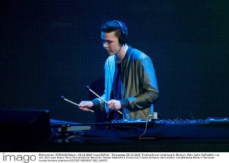 Donnerstag 03.12.2015, Einslive Krone Verleihung in Bochum, Felix Jaehn DeFodi001