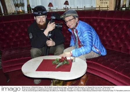 Friedrich Fritz Meinecke und Wigald Boning bei der Präsentation der Programmhighlights und Eigenproduktionen 2016 der TV-Sender HISTORY und A&E im Restaurants Gandl. München, 08.12.2015 Foto:xP.xSchönbergerx xFuturexImage