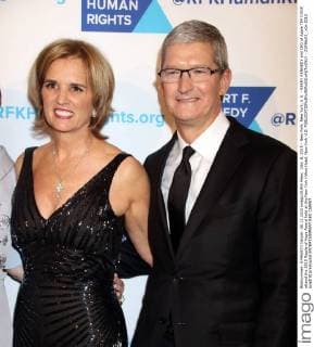 Dec. 8, 2015 - New York, New York, U.S. - KERRY KENNEDY and CEO of Apple TIM COOK attend the 2015 Ripple of Hope Award held at the New York Hilton Hotel. New York U.S. - ZUMAk03_