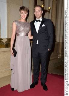 Verena Mundhenke und Florian Kringe bei der Ankunft zum Charity Dinner für Kinderrechte vom Future Policy Award am 8.12.2015 in Hamburg Charity Dinner fuer Kinderrechte vom Future Policy Award 2015 in Hamburg 