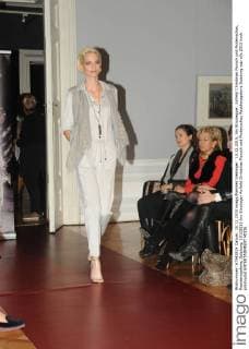 10.12.2015, Iris Strubegger, Airfield Christmas Punsch und Modenschau, Residenzgalerie, Salzburg,