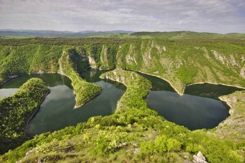 Uvac-Schlucht, tief eingeschnittene Maeander, Serbien und Montenegro, Serbien meanders of Uvac, Serbia and Montenegro, Serbia BLWS412620 Copyright: xblickwinkel F.xNeukirchenx