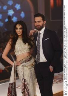 Dec. 13, 2015 - Lahore, Punjab, Pakistan - Pakistani models presents the creation of the famous designer Nabila the last day of Telenor Fashion Bridal Couture Week in Lahore. Lahore Pakistan - ZUMAp133