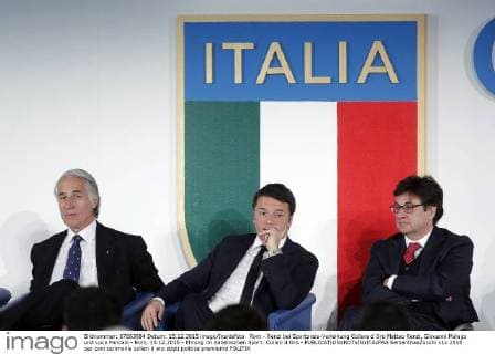 Rom - Renzi bei Sportpreis-Verleihung Collare d Oro Matteo Renzi, Giovanni Malago und Luca Pancalli - Rom, 15.12.2015 - Ehrung im italienischen Sport: Collari d Oro - SamanthaxZucchi