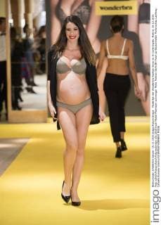 Model bei der Wonderbra Fashion Show im El Corte Ingles. Madrid, 15.12.2015 Foto:xDyDxFotografosx xFuturexImage