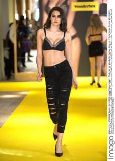 Model bei der Wonderbra Fashion Show im El Corte Ingles. Madrid, 15.12.2015 Foto:xDyDxFotografosx xFuturexImage